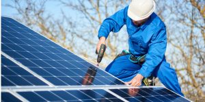 Installation Maintenance Panneaux Solaires Photovoltaïques à Villers-Tournelle